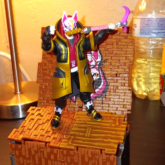 Fornite Action Figure- Drift with Gallery Brick Wall. - Picture 1 of 4